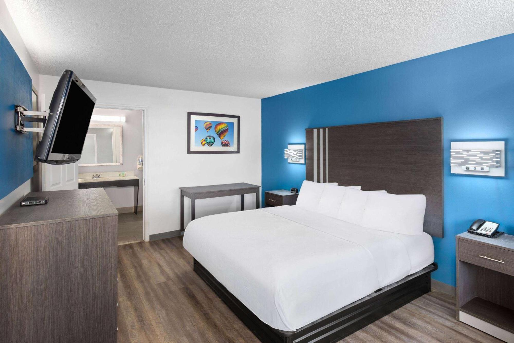 Hotel Baymont By Wyndham Selma Esterno foto