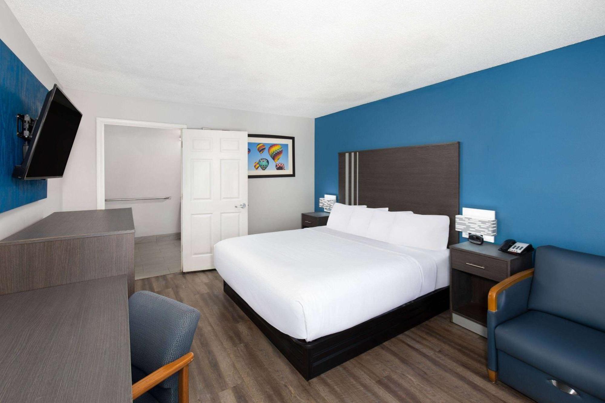Hotel Baymont By Wyndham Selma Esterno foto