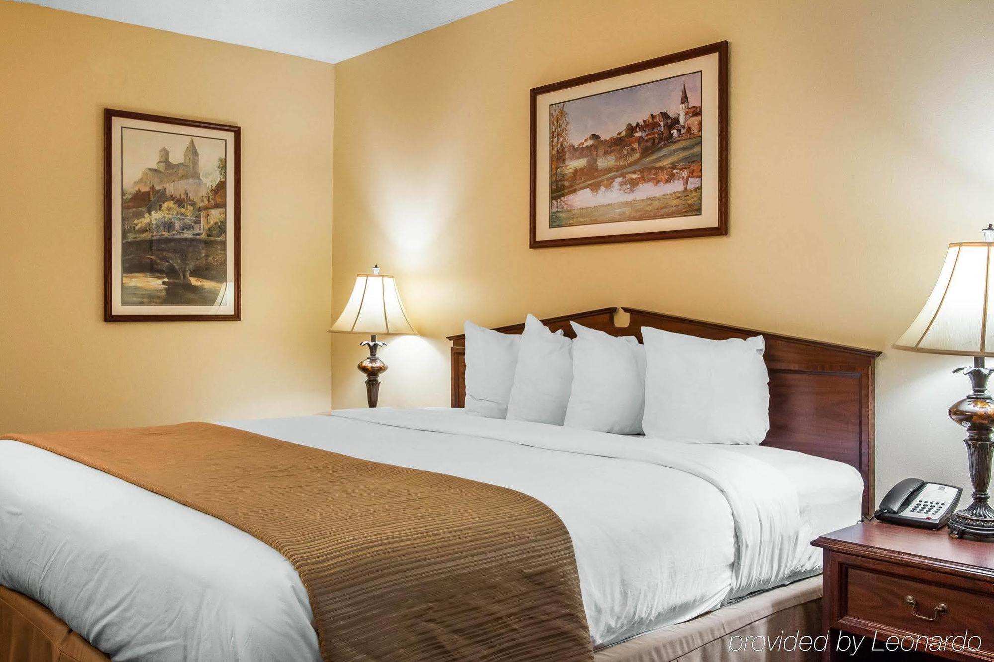 Hotel Baymont By Wyndham Selma Esterno foto